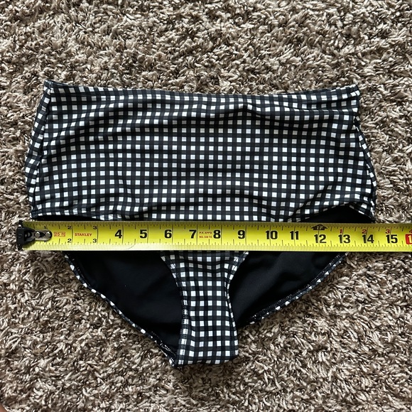 ALBION FIT BLACK CHECK/ GINGHAM TOP KNOT TOP & HIGH WAISTED BOTTOMS - Picture 14 of 15